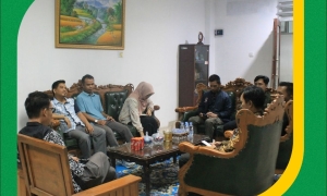Kunjungan KPU ke Universitas Pat Petulai untuk Silaturahmi dan Sosialisasi Pemilih Pemula